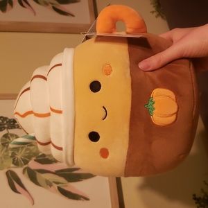 8" Paislynn Squishmallow